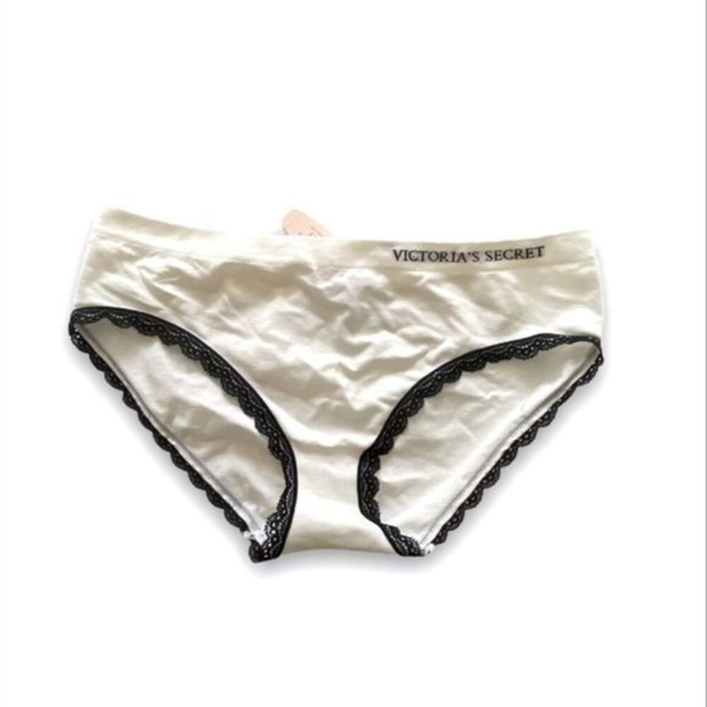 VICTORIA SECRET’S INTIMATES